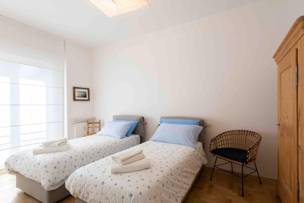 Blue Dream Apartman Ispra Kültér fotó